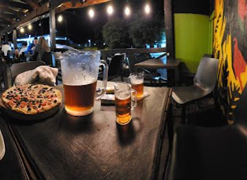 chile/pucon/bar/beanies-bikinis