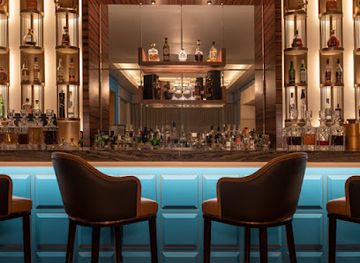 qatar/katara-cultural-village/bar/vintage-cigar-lounge