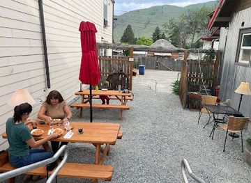 washington/lake-chelan/bar/lago-pasta