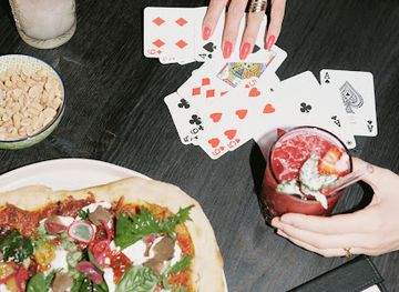 austria/kaprun/bar/sip-and-savour-bar