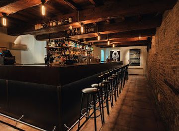 italy/ravenna/bar/dante-s-spirits-wine-beer