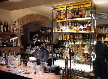 italy/milan/navigli/bar/morgante-cocktail-food