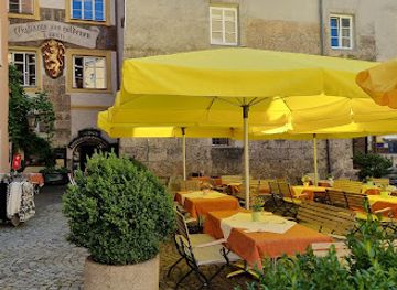 austria/wipptal/bar/goldener-lowe-diana-bar