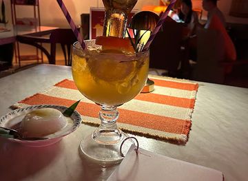 malaysia/penang/tanjung-bungah/bar/peckish-cocktail-bar