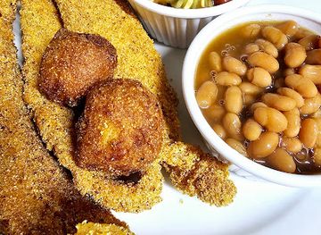 missouri/central-missouri/bar/cedar-valley-bar-and-grill