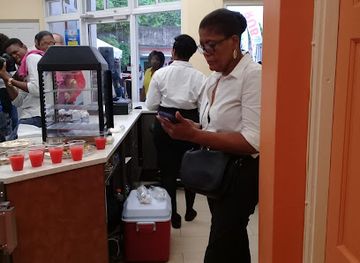 jamaica/morant-bay-area/bar/hue-s-restaurant-bar