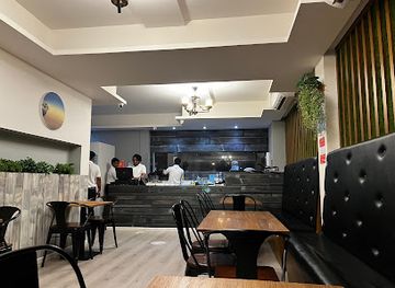 maldives/hulhumale-island/bar/papa-sam-s