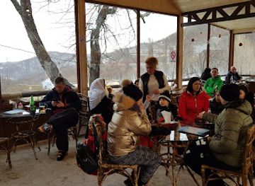 armenia/tsaghkadzor/bar/teghenis-1