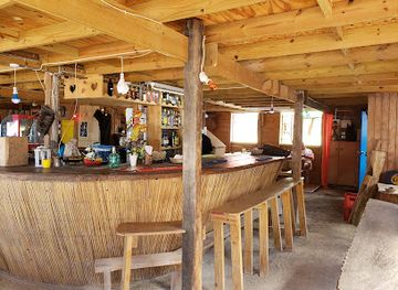dominica/saint-andrew/bar/hi-rise-beach-bar