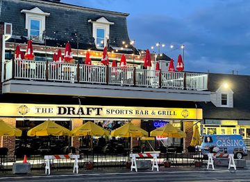 new-hampshire/central-new-hampshire/bar/the-draft-sports-bar-grill