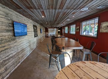 pennsylvania/bald-eagle-state-park/bar/floating-feathers-brewing-company