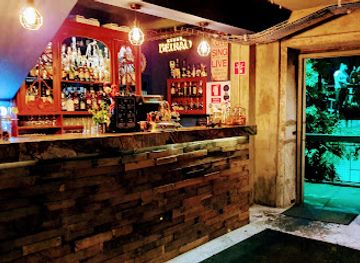 SETRA Urban & Cocktail Bar