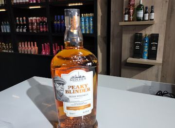 zimbabwe/masvingo/bar/liquor-emporium