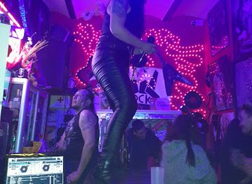 bolivia/yungas-road/bar/rock-city-bar