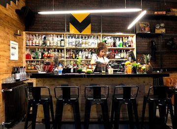 lebanon/marjeyoun/bar/drink-on-the-side