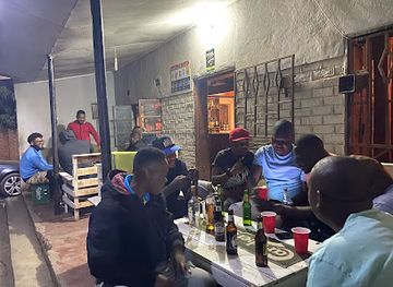 malawi/lilongwe/area-12/bar/top-rank