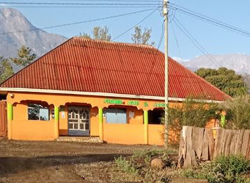 tanzania/mount-kilimanjaro/bar/flower-bar-and-lodge