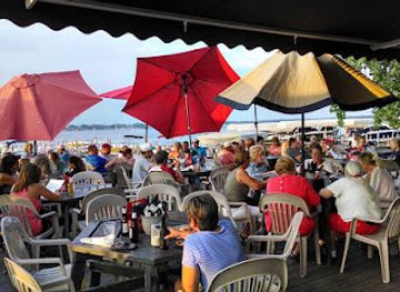 iowa/iowa-great-lakes/bar/the-ritz