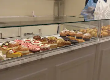 Rooftop Caffe and Bakery - روف توب كافي
