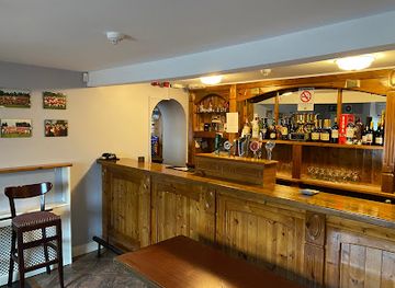 ireland/county-roscommon/bar/the-cross-bar