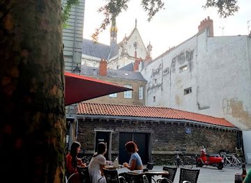 france/nantes/quartier-de-la-creation/bar/tabarnak