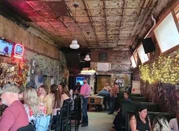 iowa/des-moines/bar/locust-tap