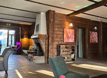 estonia/parnu/bar/hood-baar