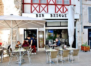 france/pays-basque/bar/le-bar-basque