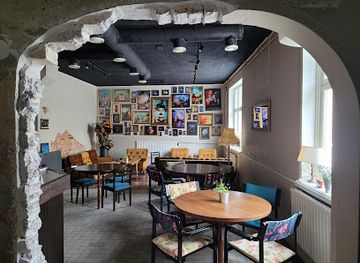 finland/turku-archipelago/bar/veistamo-wine-bar