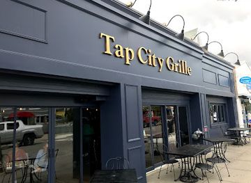 massachusetts/cape-cod/bar/tap-city-grille