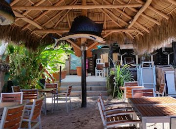 mexico/puerto-vallarta/bar/swell-beach-bar