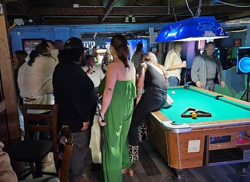 florida/suwannee-river/bar/racks-rails