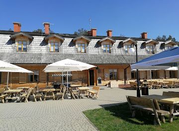 poland/kurpie/bar/kurpiowska-kraina-wydmusy-myszynca-osrodek-wypoczynkowy-restauracja