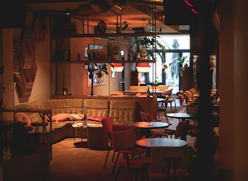 netherlands/nijmegen/bar/paak-vinyl-bar