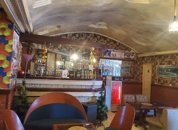 cameroon/grassfield-region/bar/g6-chilling