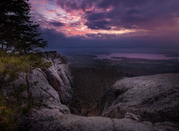 alabama/cherokee-rock-village/bar/cherokee-rock-village