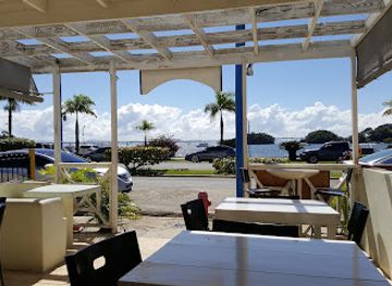 dominican-republic/samana-peninsula/bar/royal-snack-bar-restaurant