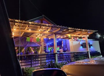 belize/mountain-pine-ridge-forest-reserve/bar/black-orchid-bar-grill-bullet-tree