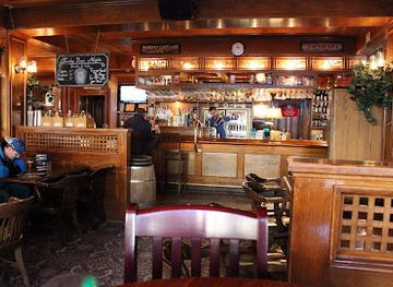 canada/vancouver-island/bar/winston-s-english-pub-grill