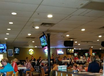 minnesota/mankato/bar/hooligans