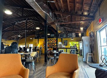 north-carolina/hendersonville/bar/the-buzz-sober-social-bar-and-cafe