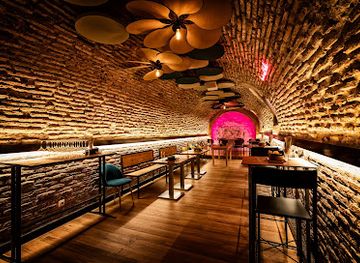 spain/toledo/santa-maria-la-blanca/bar/barten-taperia-restaurante-cocteleria