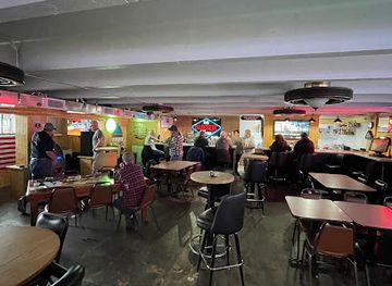 tennessee/southern-middle-tennessee/bar/bret-s-basement-lounge