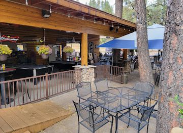 arizona/mogollon-rim/bar/landmark-at-the-creek