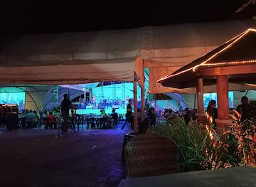 philippines/anawangin-cove/bar/pier-one-bar-grill