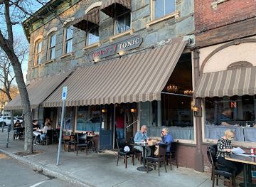 vermont/woodstock/bar/dr-coburn-s-tonic