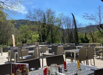 france/ardèche-gorges/bar/restaurant-l-embarcadere-des-gorges