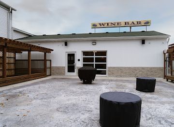 minnesota/cuyuna-country-state-recreation-area/bar/cana-wine-bar