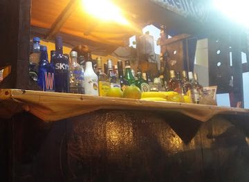 ecuador/montanita-beach/bar/cocteles-manuelito