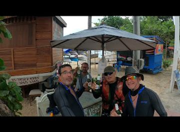 brazil/fortaleza/mucuripe/bar/egberto-dos-cocos